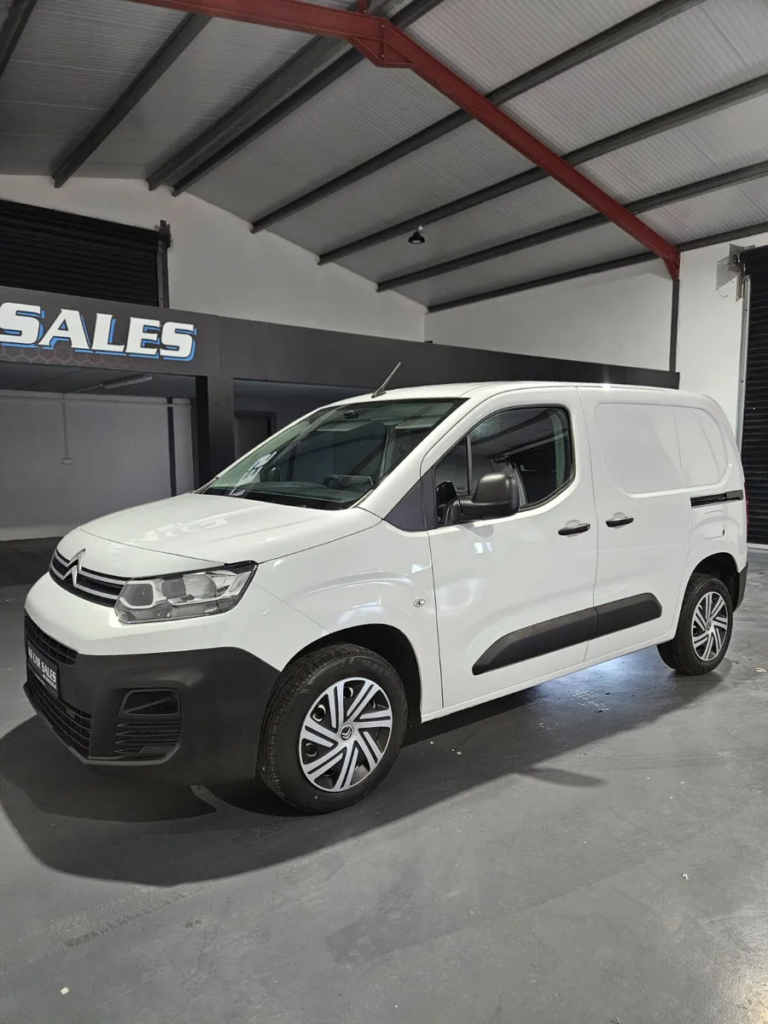 2023 citreon 1.5 hdi 100bhp 1000 enterprise ed